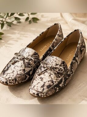Talbots Snake Print Driving Moccasins Loafers NWOT Size 10 $128 NEW